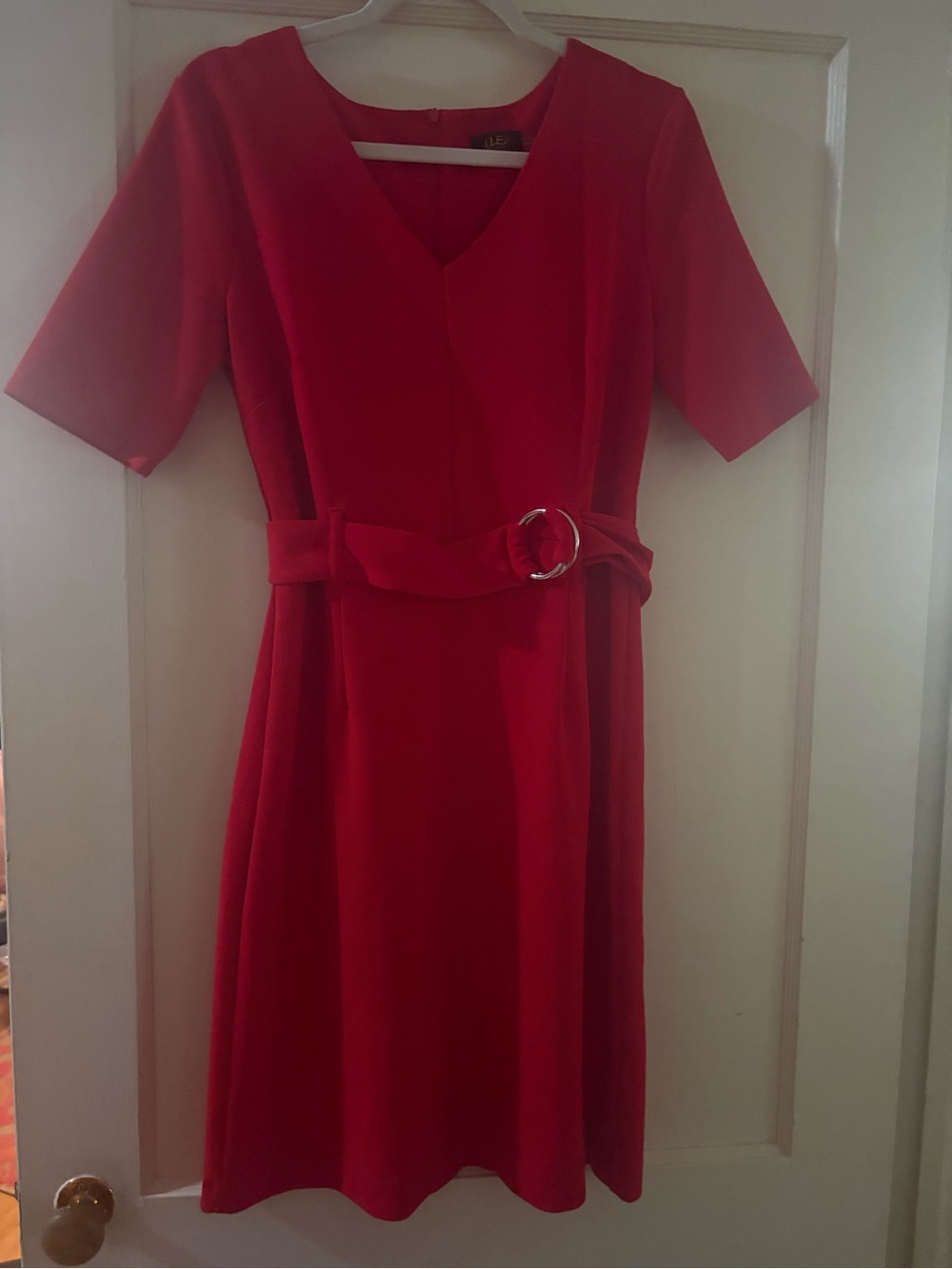 Red V-Neck Belted Midi Dress - Picture 2 of 3